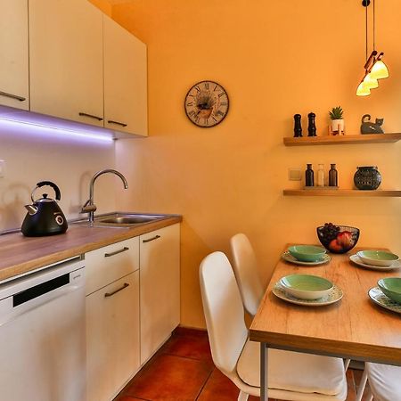 Damonte - Apartments And Rooms Μπούντβα Εξωτερικό φωτογραφία