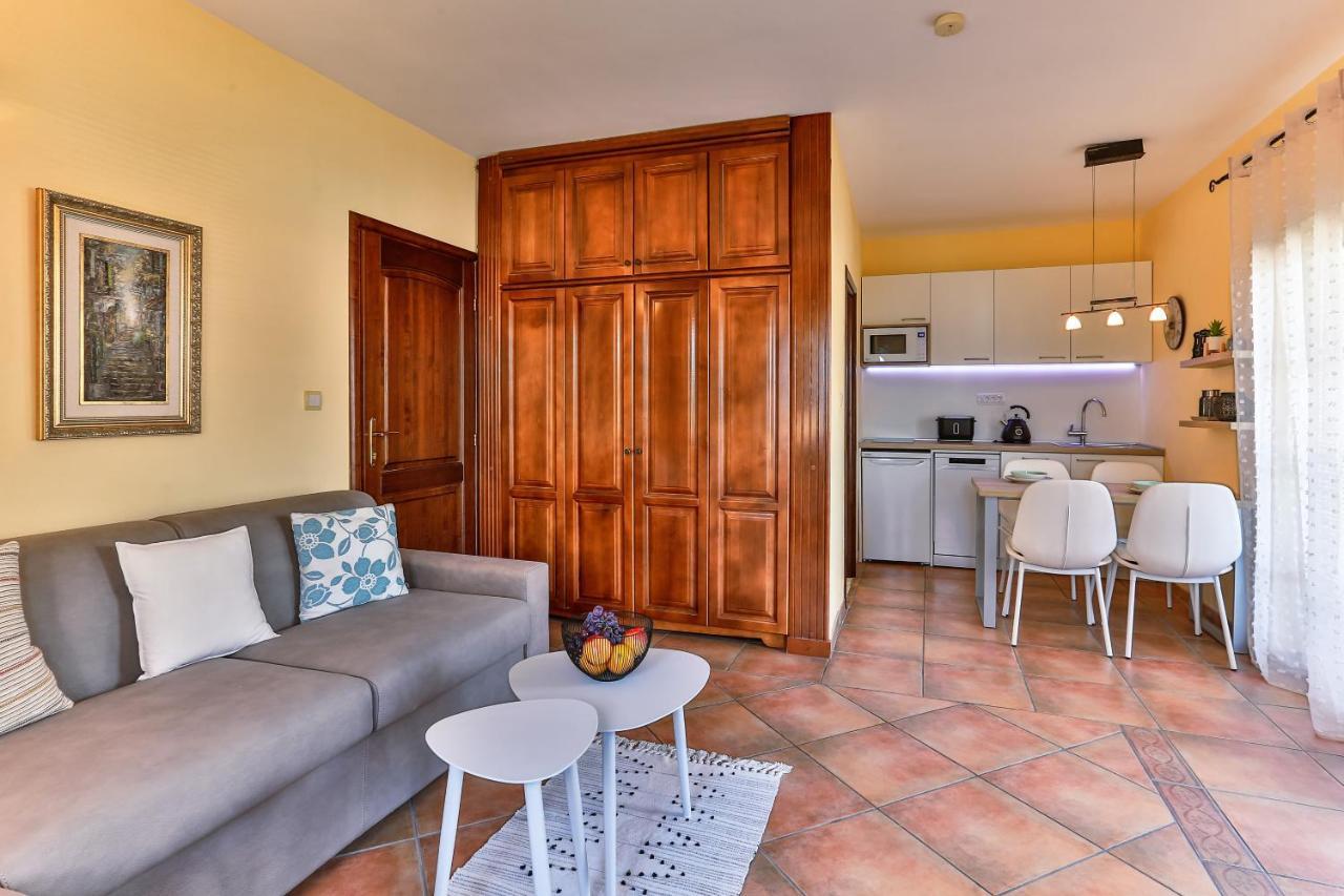 Damonte - Apartments And Rooms Μπούντβα Εξωτερικό φωτογραφία