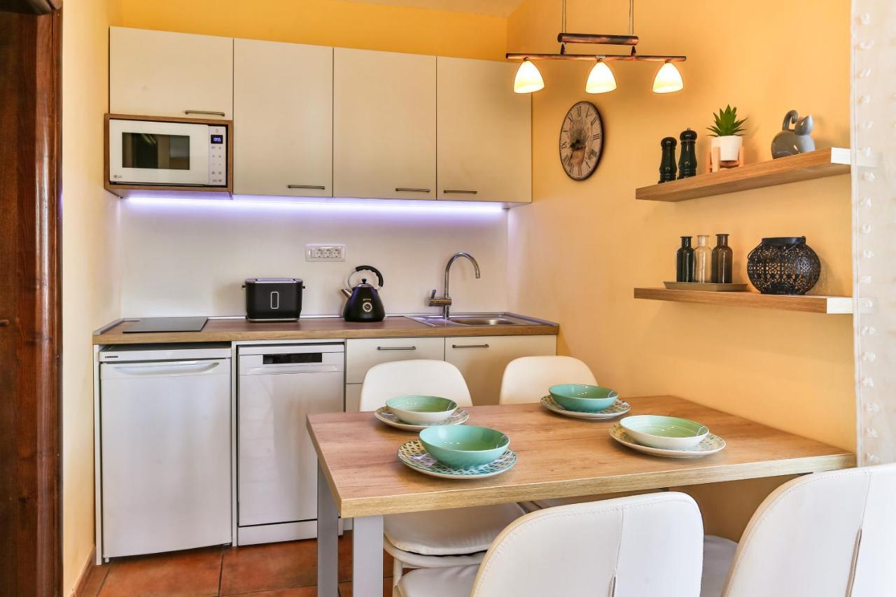 Damonte - Apartments And Rooms Μπούντβα Εξωτερικό φωτογραφία