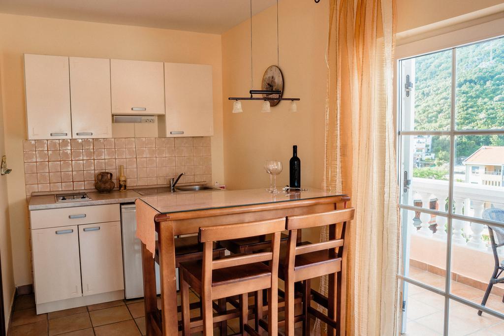 Damonte - Apartments And Rooms Μπούντβα Εξωτερικό φωτογραφία