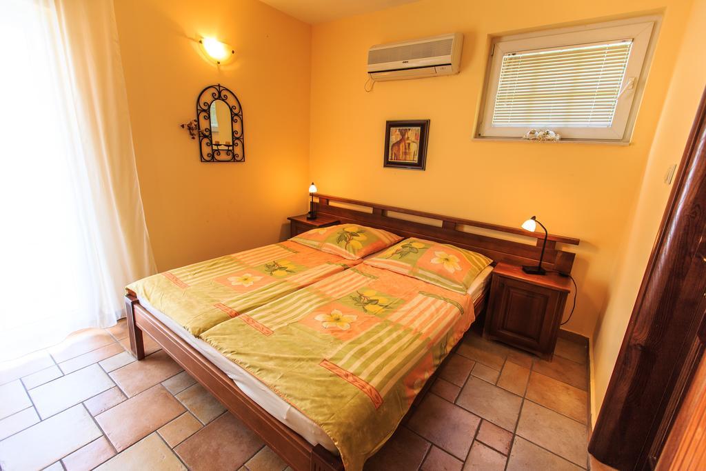 Damonte - Apartments And Rooms Μπούντβα Εξωτερικό φωτογραφία